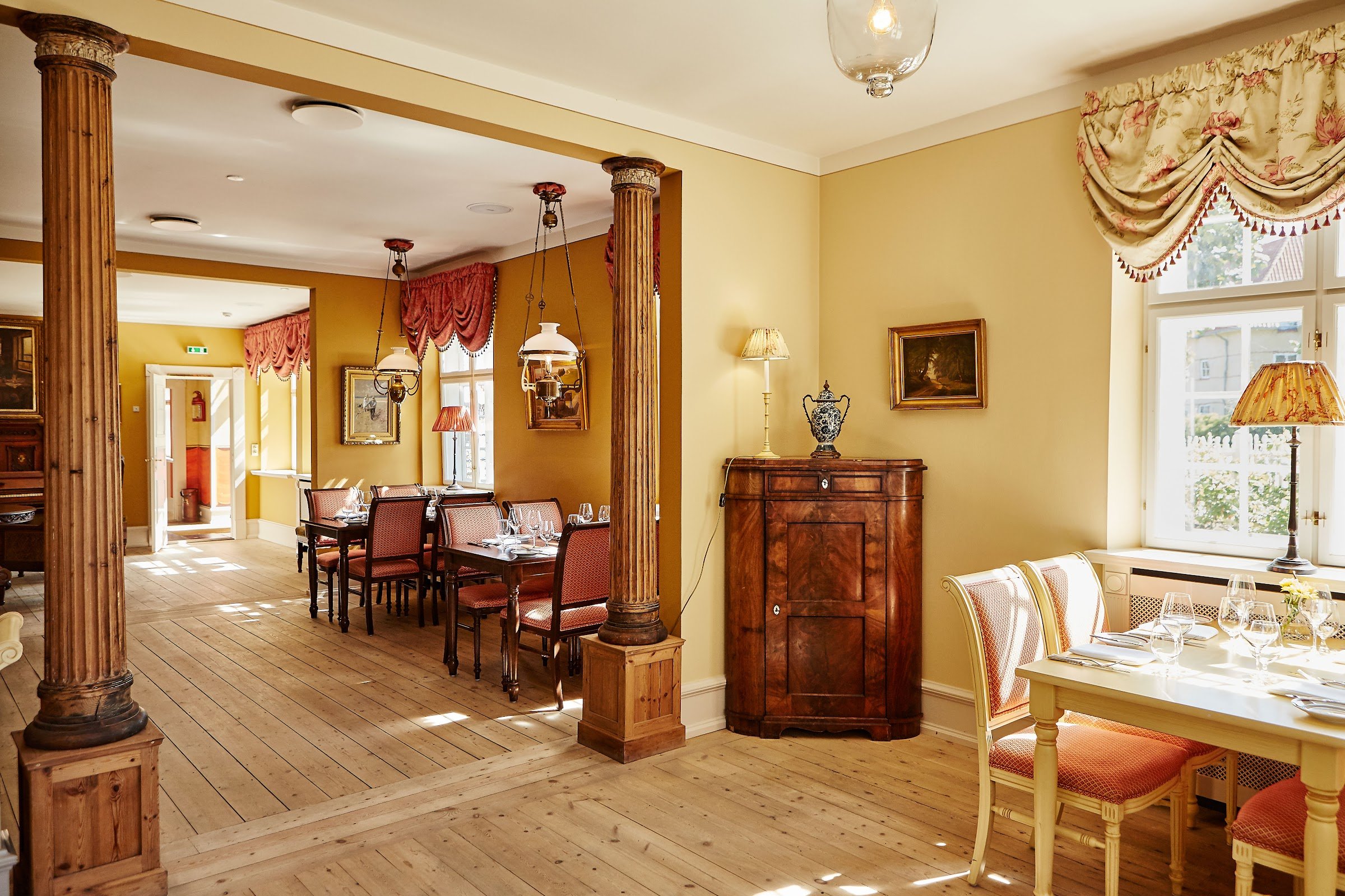 Rønnede Kro (Rønnede Inn)